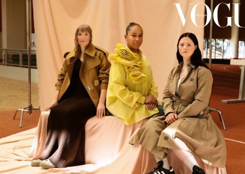 Heidi Kuder, Natascha Wermelskirchen and Tamara Röske sitting next to one another as they pose for photos.