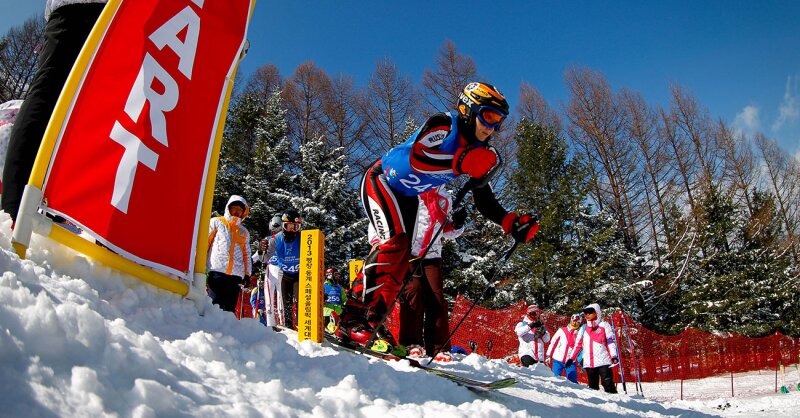 Alpine Skiing Lead