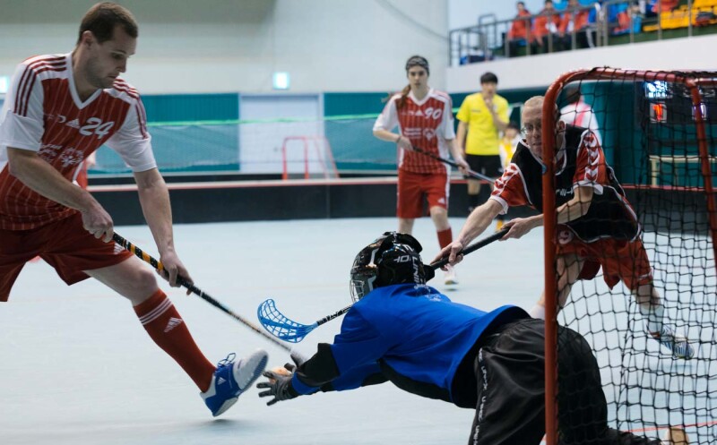 Floorball Lead